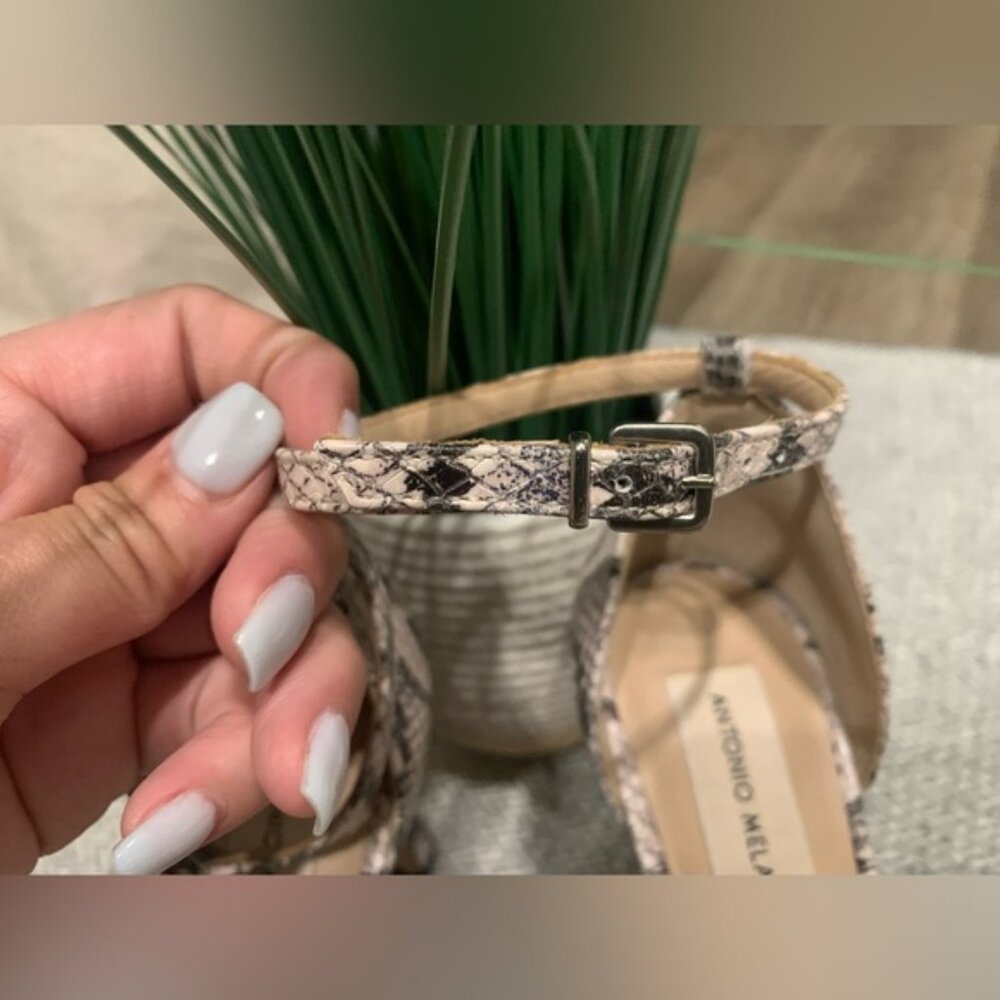 ANTONIO MELANI!!!🥰🥰🥰 snake print‎ heels💓